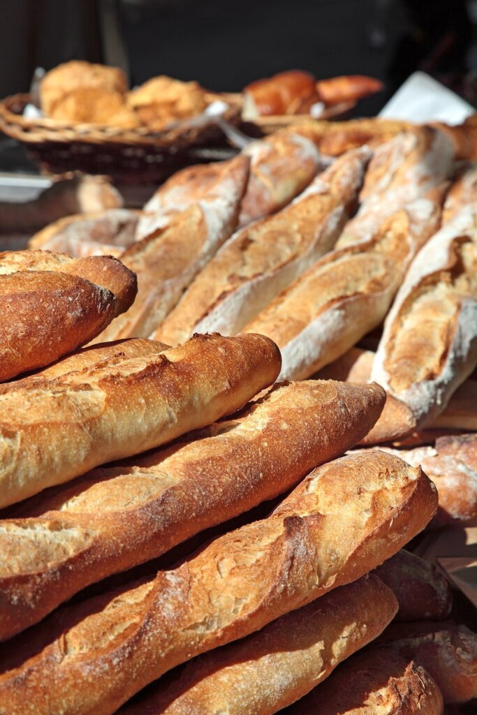 Des baguettes tradition. Crédit : Freepik