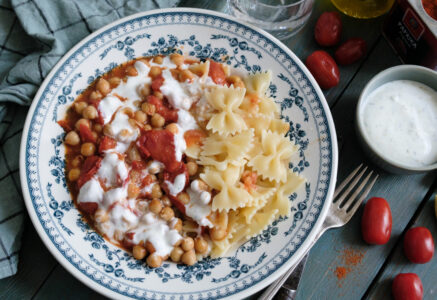 Recette de mijoté de pois chiches et tomates cerises