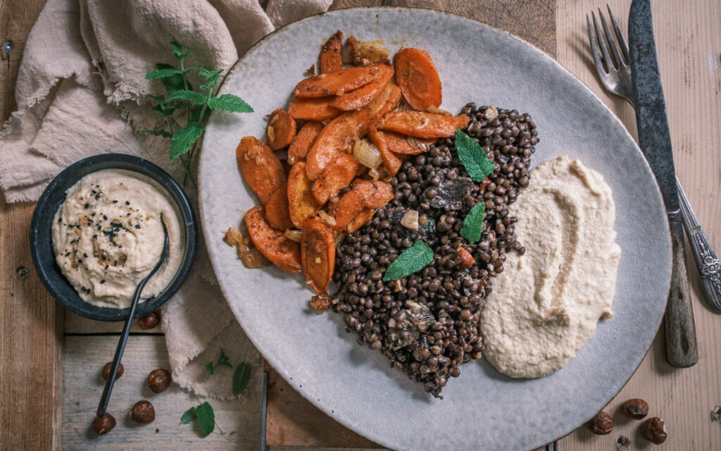 Carottes roties, salade de lentilles et houmous - Mon Quotidien Autrement - ©E. Montuclard
