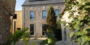 A la belle étoile, auberge coopérative en Bretagne