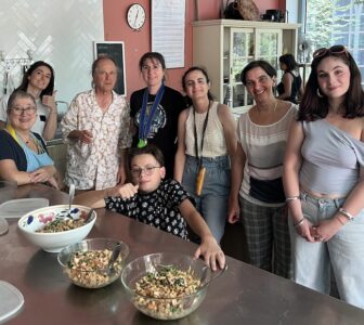 Les Petites Cantines de Paris : cuisine collective et prix du déjeuner libre