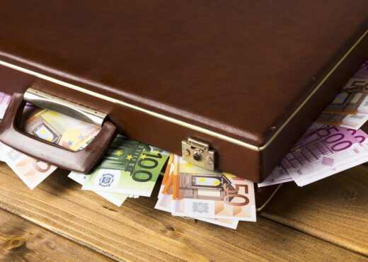 25 11 25 - 10 milliardaires