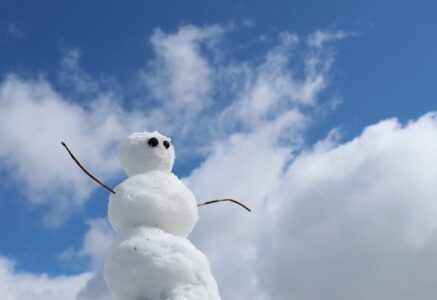 Pourquoi neige-t-il malgré le réchauffement climatique ?
