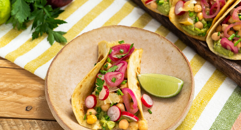 Recette de tacos végétariens aux pois chiches et citron confit - La Bouscule - © S.Lacroix
